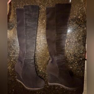 EUC Stuart Weitzman wedge suede boots, size 8
